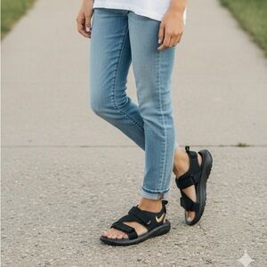 Nike Sandals Gold Black